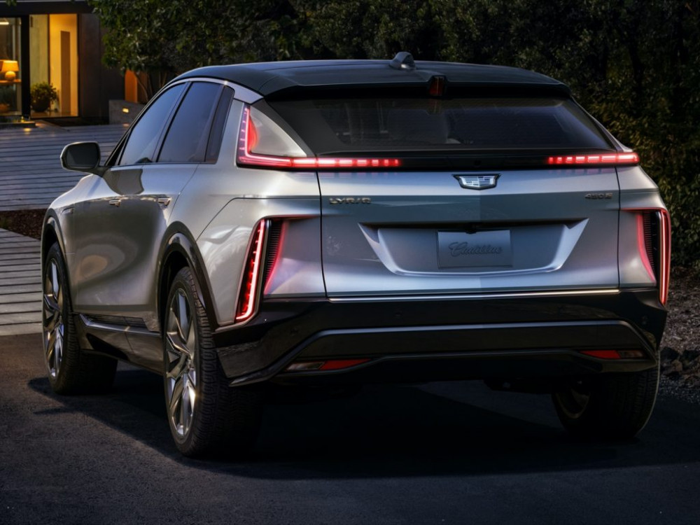 2023 Cadillac Lyriq